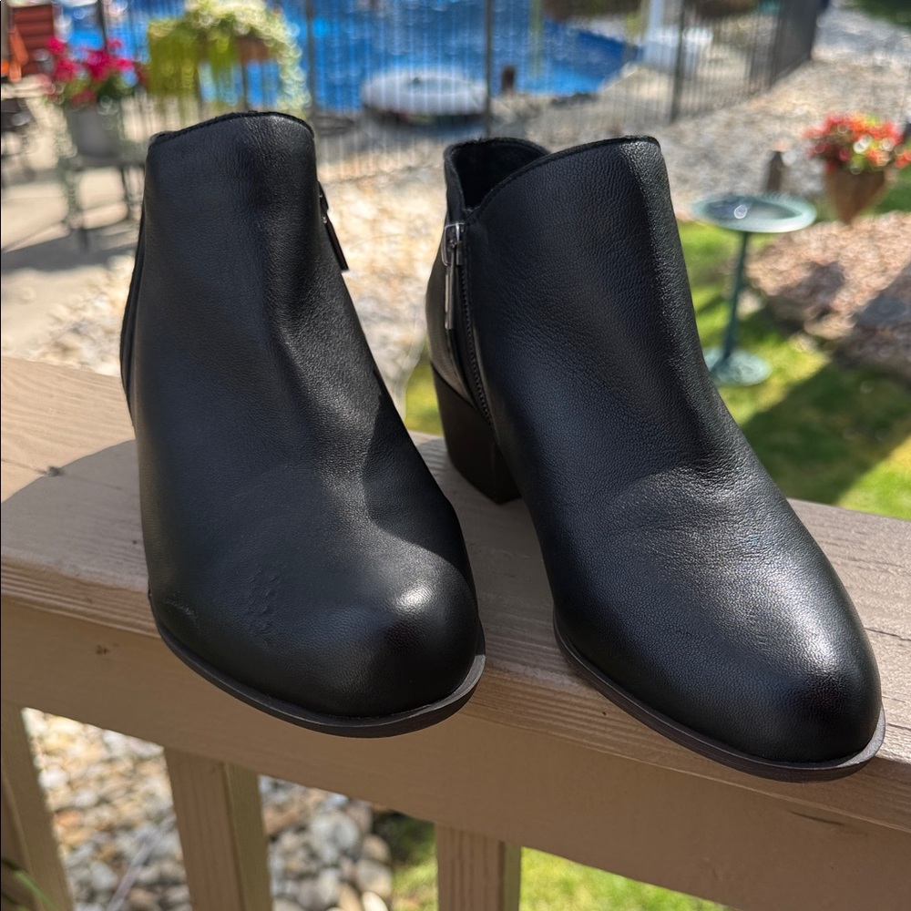 Lucky Brand Black Leather Ankle Booties